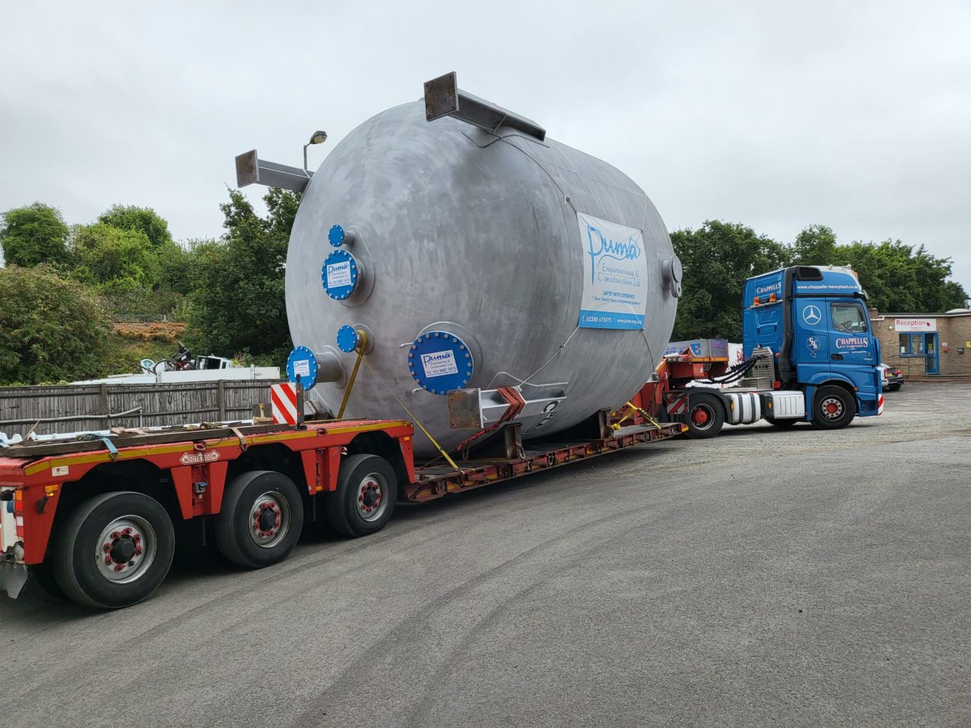 Pressure vessel being transported on a truck